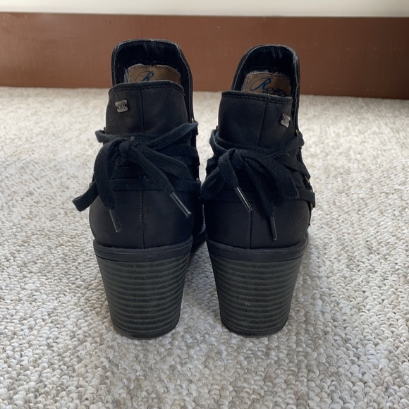 Roxy booties - Picture 3 of 7